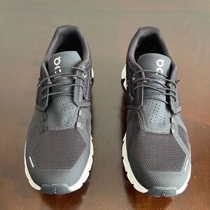 Men’s On Cloud Size 10.5